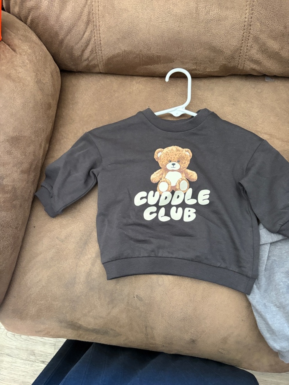 Cuddle Club Brown Teddy Graphic Kids Sweatshirt
